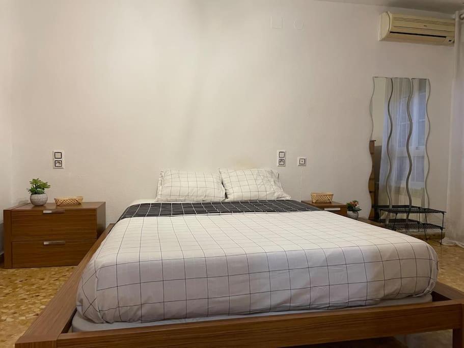 Precioso Apartamento Junto Al Centro Con Garaje Valencia Kültér fotó